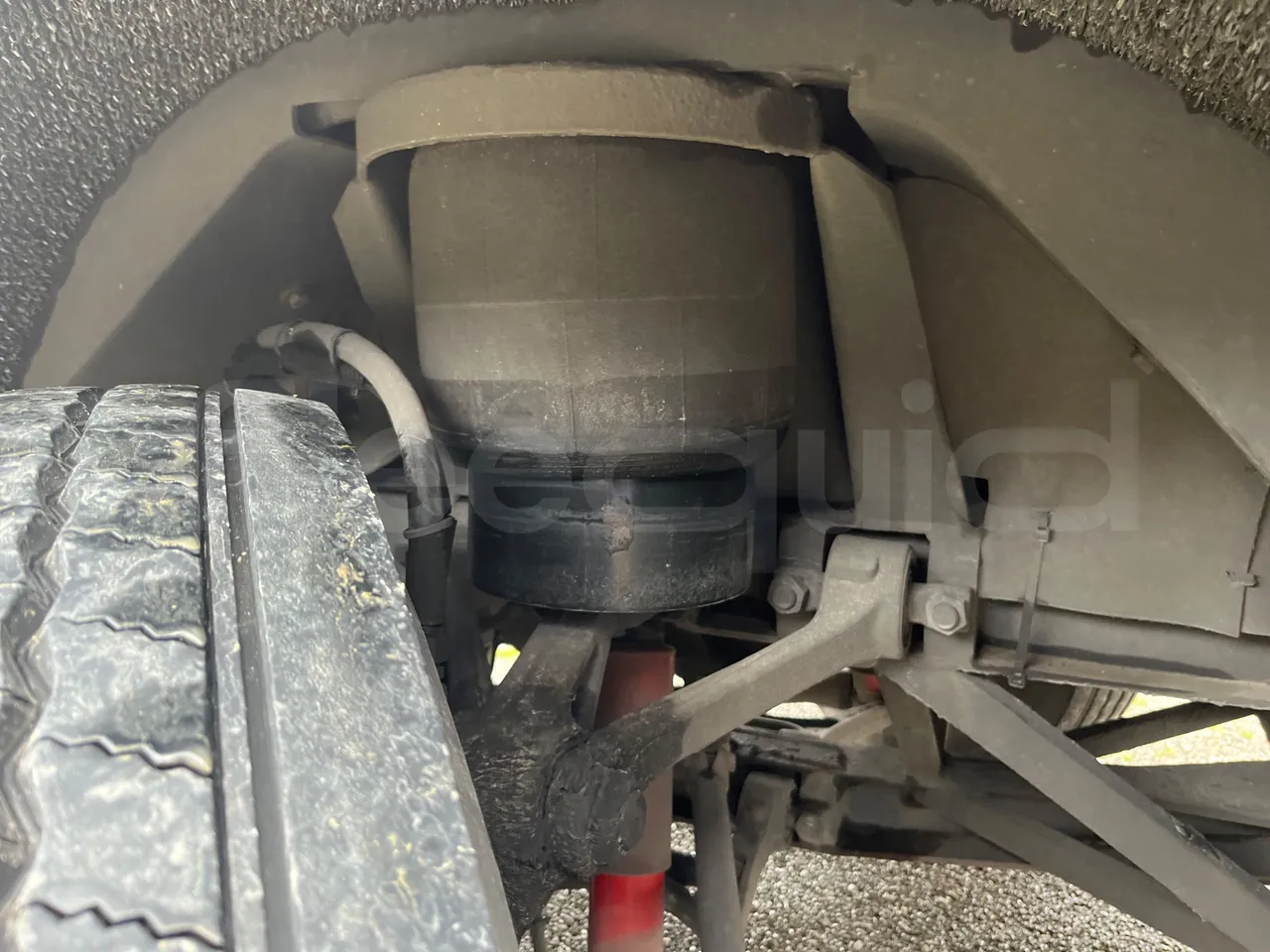 Irizar i6   12.37 - Euro6 - 320kW - 12.200mt - front air springs right