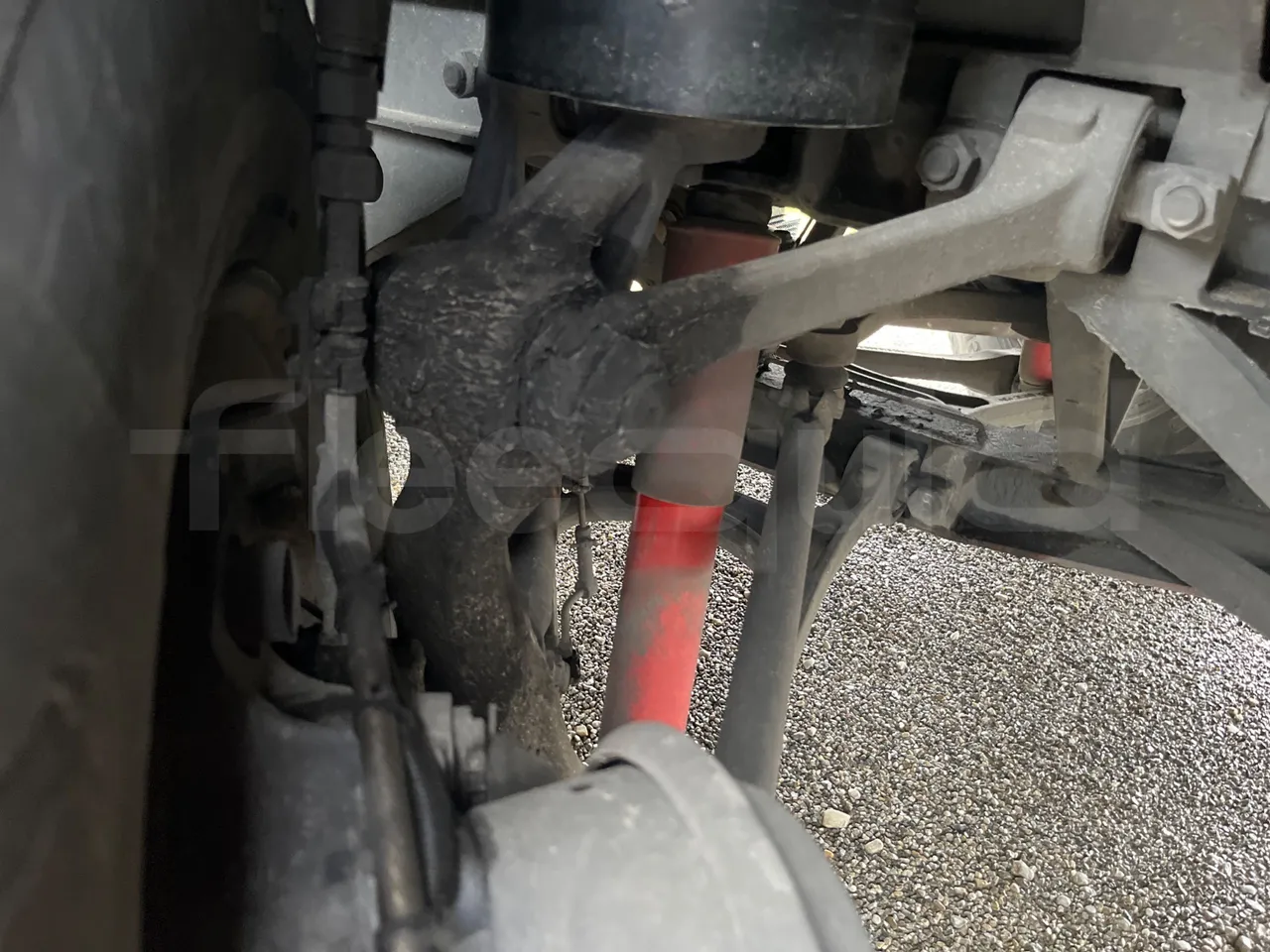 Irizar i6   12.37 - Euro6 - 320kW - 12.200mt - front shock absorbers right