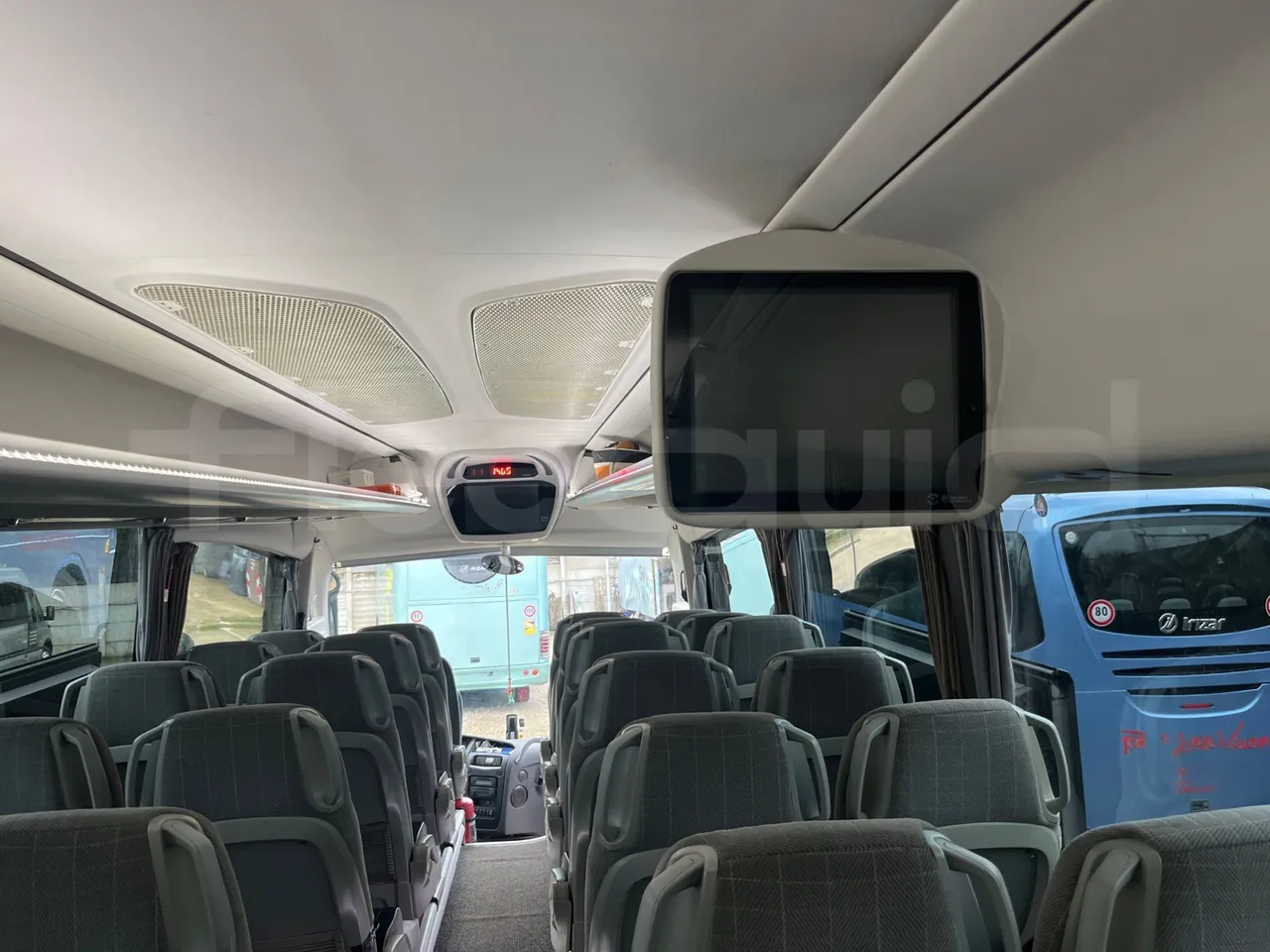 Irizar i6   12.37 - Euro6 - 320kW - 12.200mt - monitor detail photo