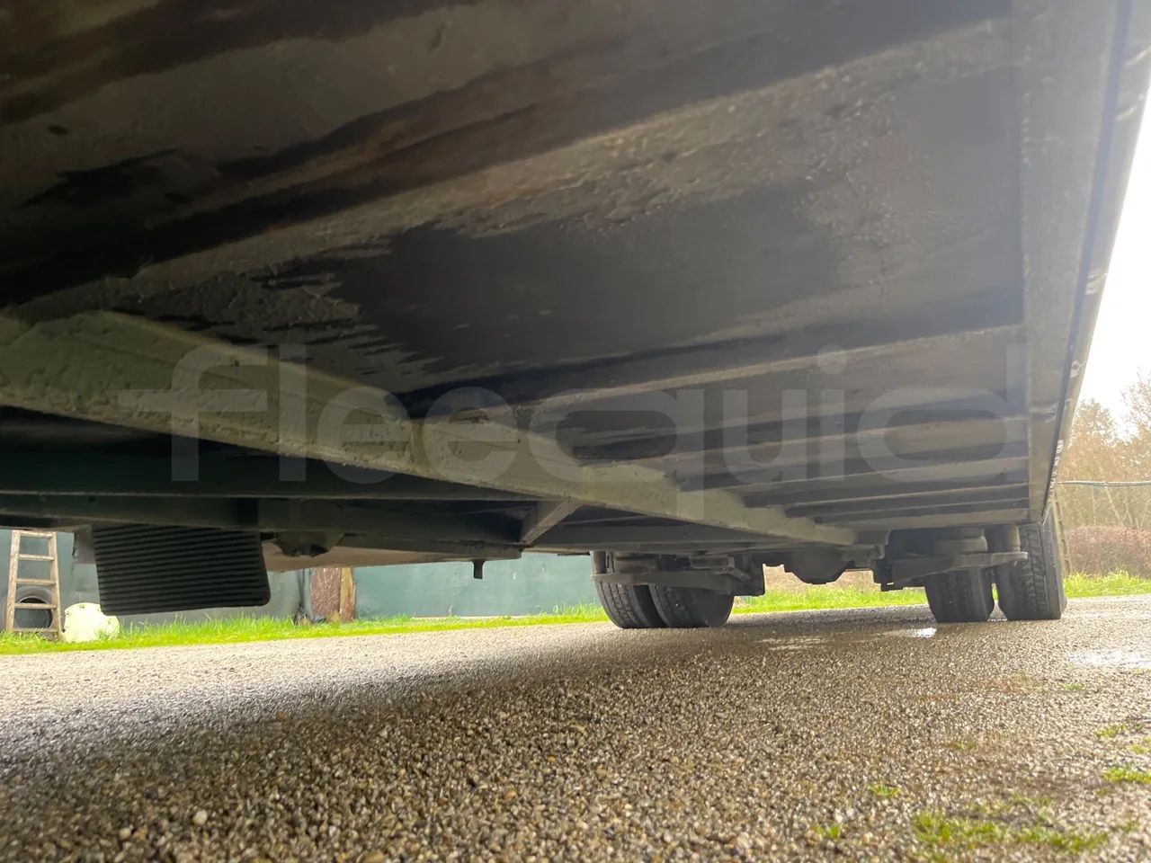 Irizar i6   12.37 - Euro6 - 320kW - 12.200mt - central undercarriage photo