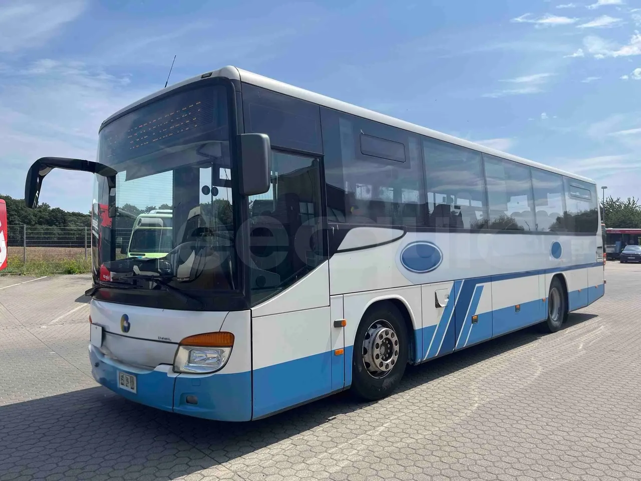 Setra S412 - 3/4 Front Left Side