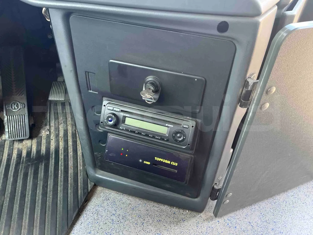 Setra S412 - Radio