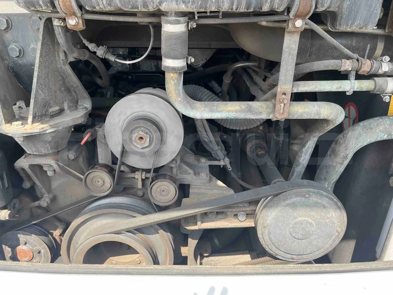 Setra S412 - Air Conditioning Compressor
