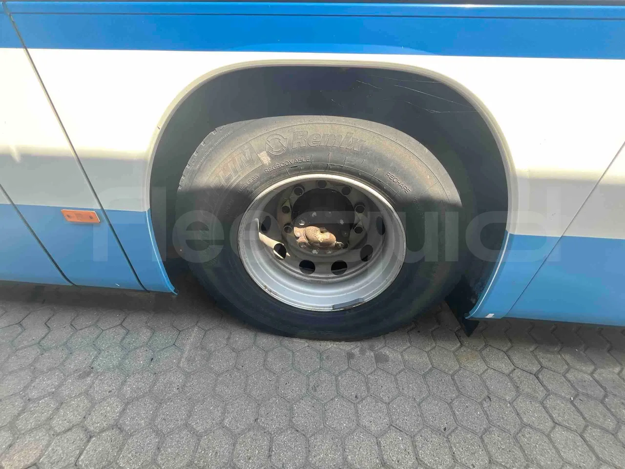 Setra S412 - First Axle Left Side: Tyre Thickness