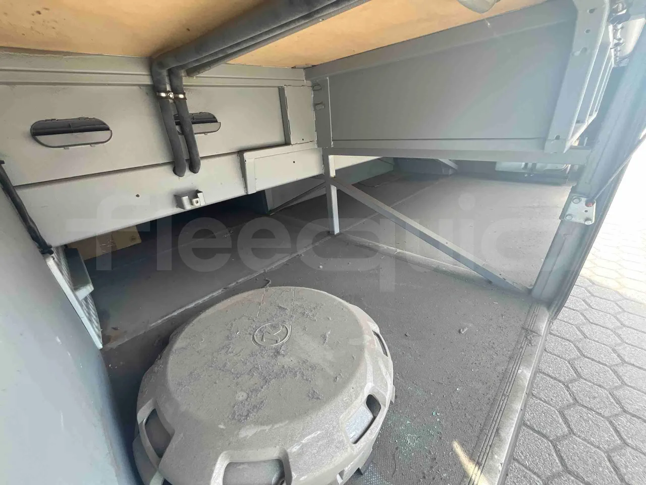 Setra S412 - Luggage
