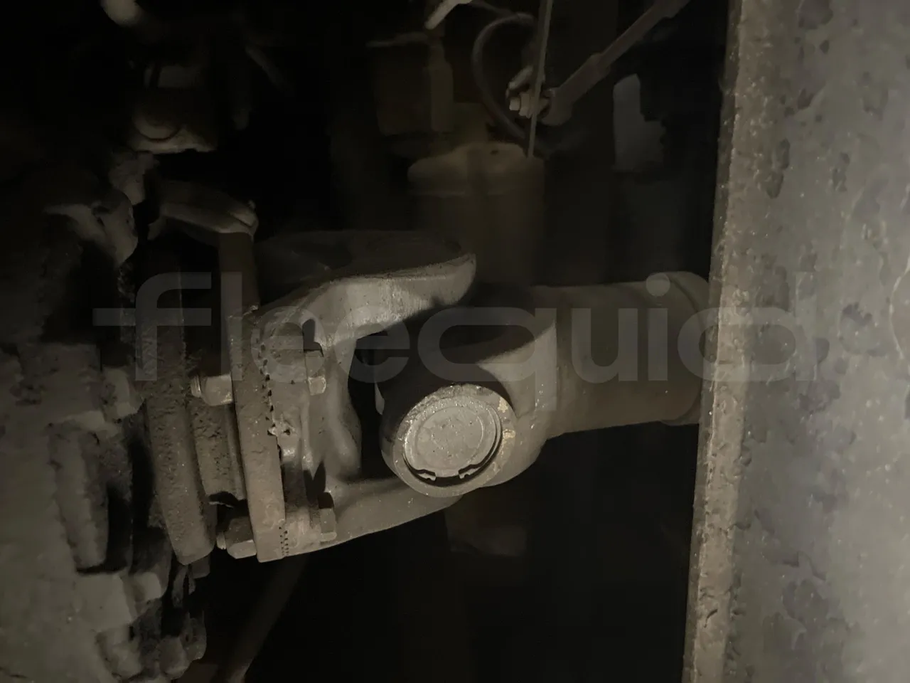 Neoplan Starliner N516SHD - EUR3 - 338kW - 12m - driveshaft photo