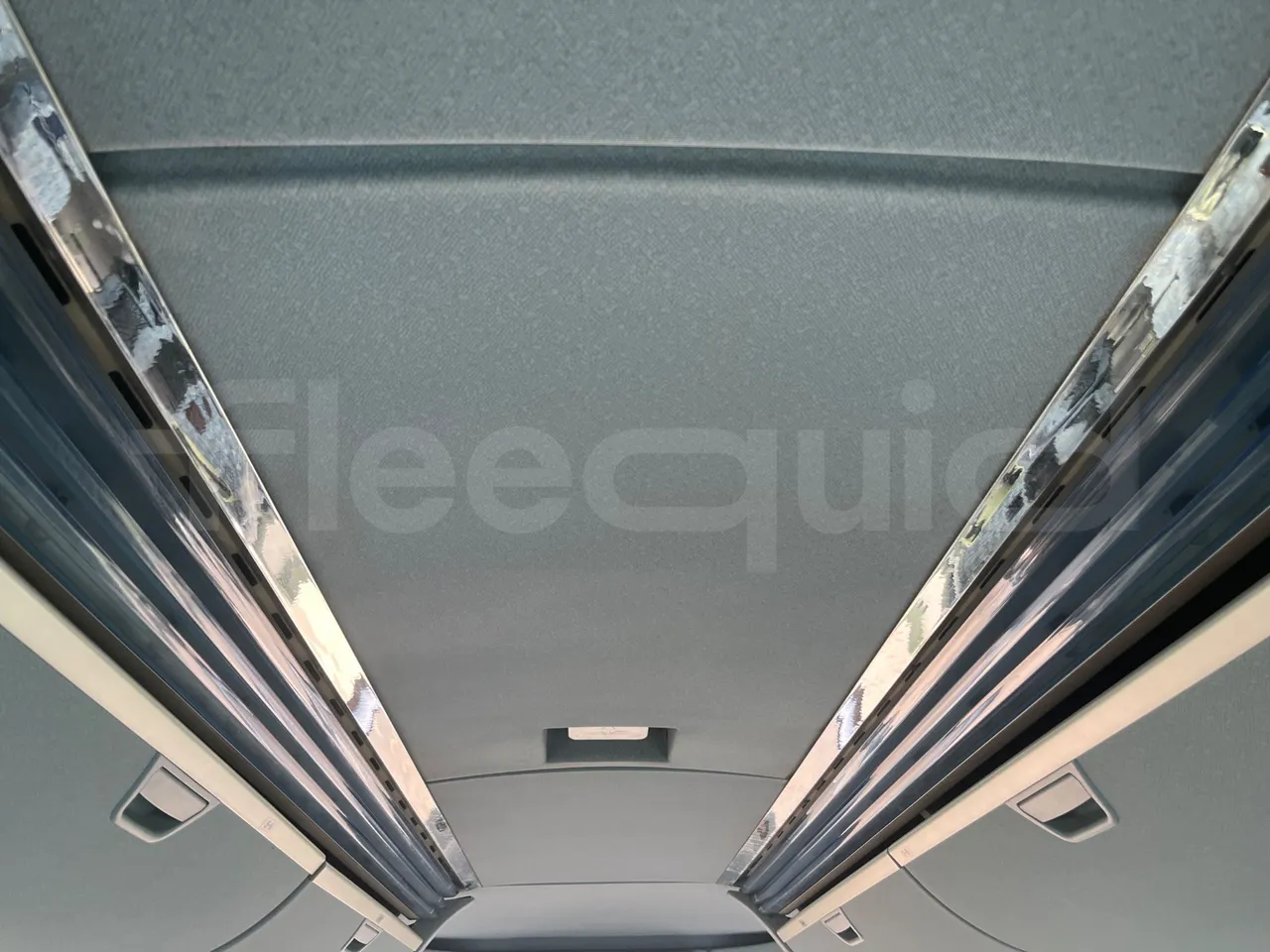 Neoplan Starliner N516SHD - EUR3 - 338kW - 12m - roof hatch 2