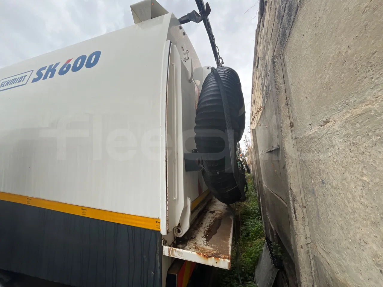 Iveco Faun Viatek 160/150 E4 SK600 - Euro5- 160kW - 6.917mt - engine plate photo