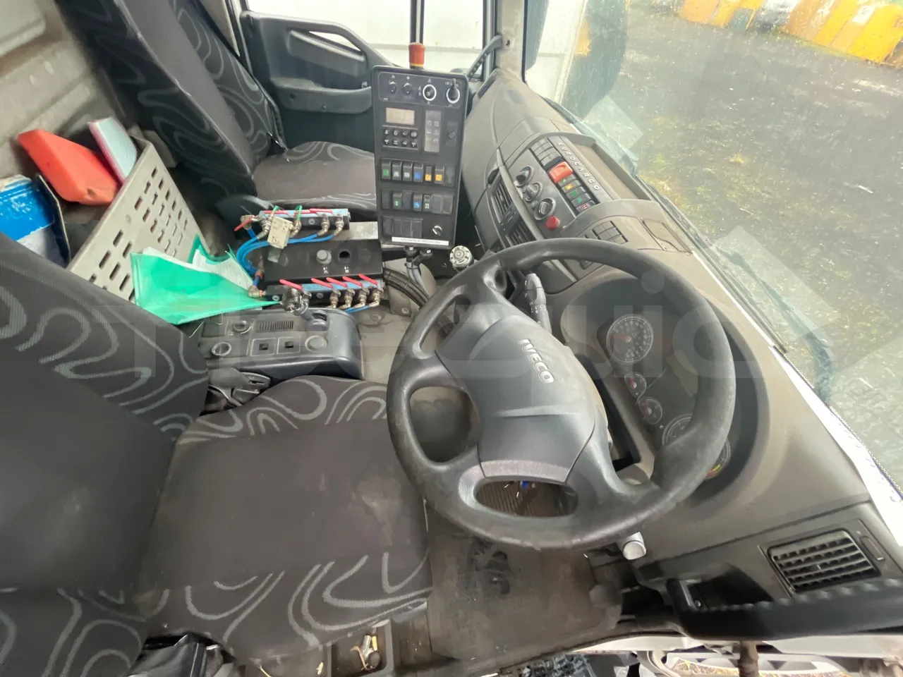 Iveco Faun Viatek 160/150 E4 SK600 - Euro5- 160kW - 6.917mt - buttons panels on