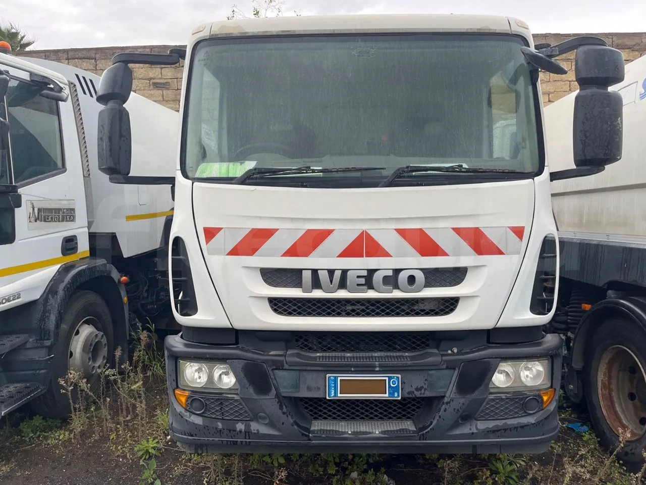 Iveco Faun Viatek 160/150 E4 SK600 - Euro5- 160kW - 6.917mt - front photo