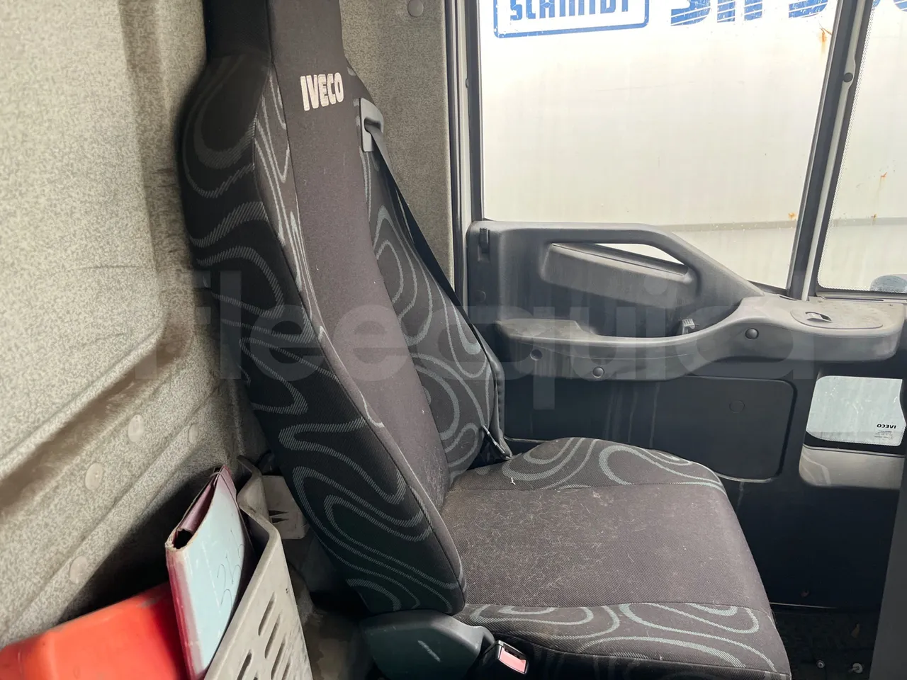 Iveco Faun Viatek 160/150 E4 SK600 - Euro5- 160kW - 6.917mt - hostess seat photo