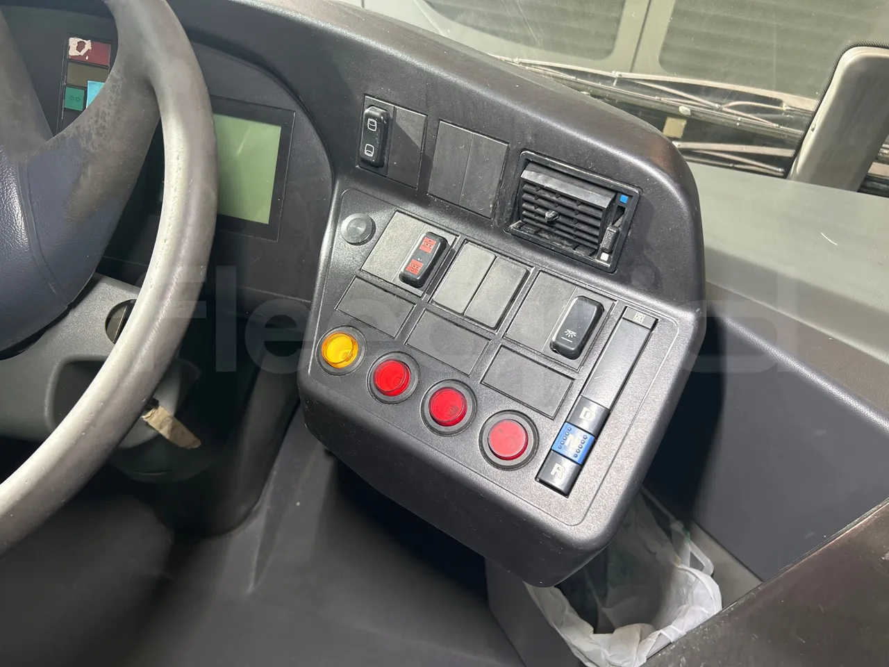 Mercedes-Benz Citaro O 530 LE - Euro5 - 220kW - 13.057mt - radio accessories photo