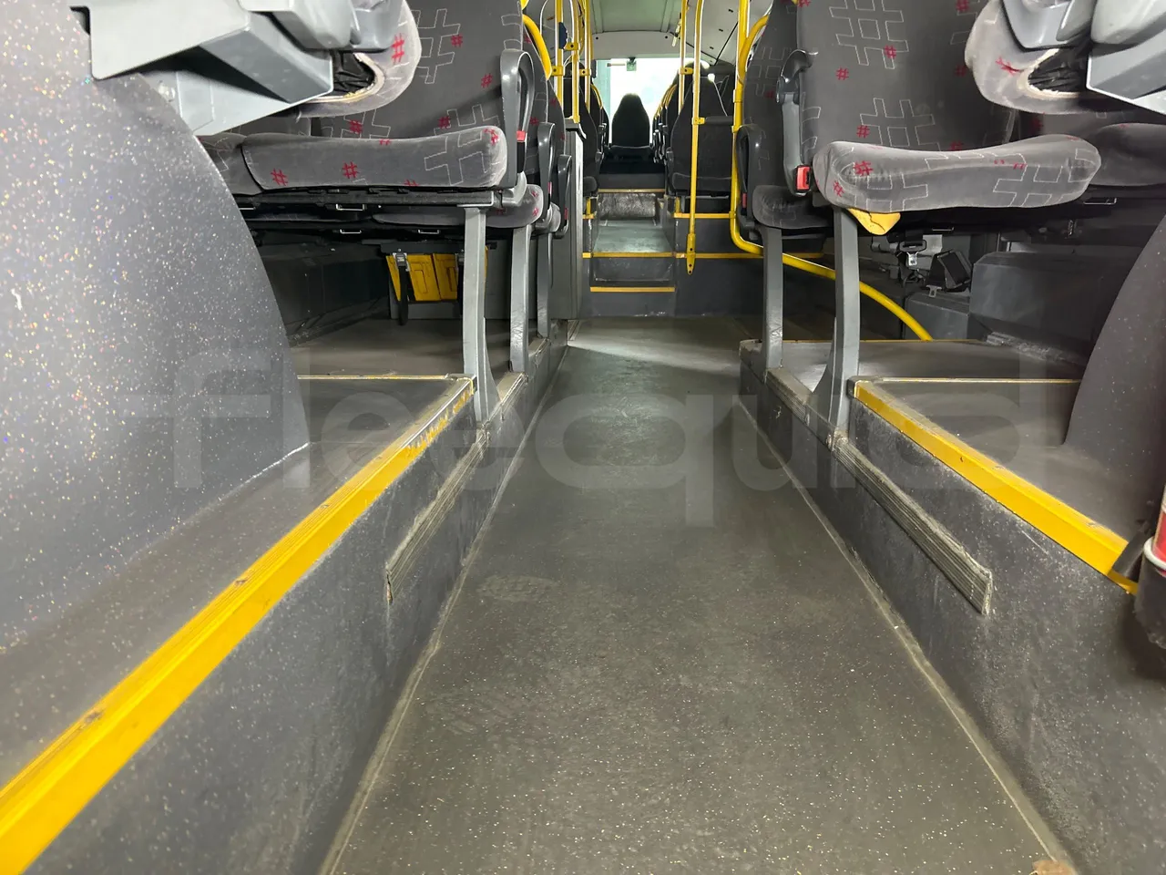 Mercedes-Benz Citaro O 530 LE - Euro5 - 220kW - 13.057mt - seat brackets photo