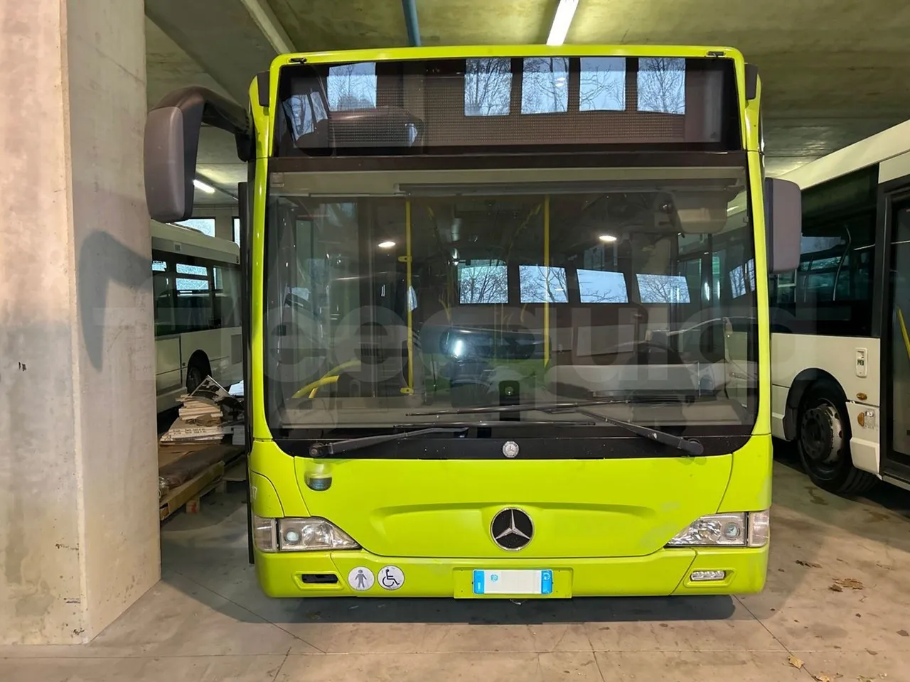 Mercedes-Benz Citaro O 530 LE - Euro5 - 220kW - 13.057mt - front photo