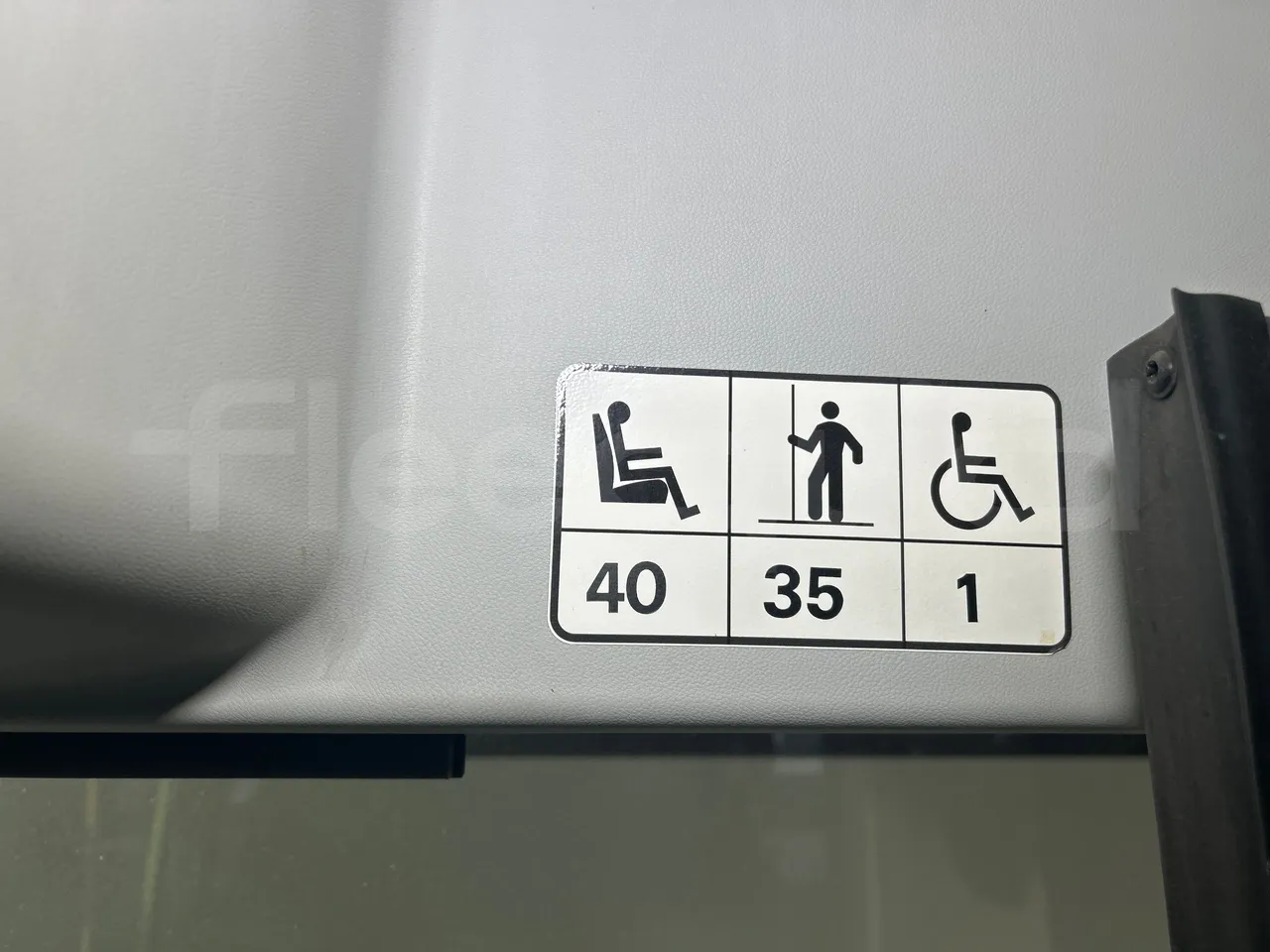 Mercedes-Benz Citaro O 530 LE - Euro5 - 220kW - 13.057mt - seat plate photo