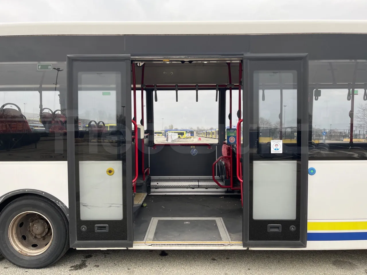 Vdl Citea LLE-120/255 405E1 - Euro6 - 182kW - 11.980mt - front door 3 open