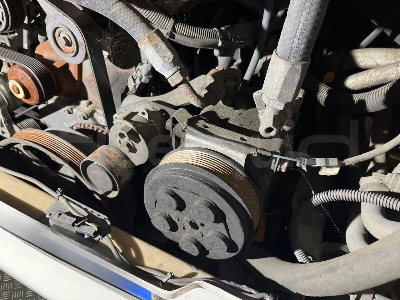 Vdl Citea LLE-120/255 405E1 - Euro6 - 182kW - 11.980mt - air conditioning compressor