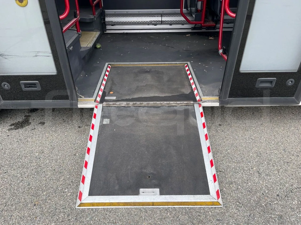 Vdl Citea LLE-120/255 405E1 - Euro6 - 182kW - 11.980mt - platform open photo