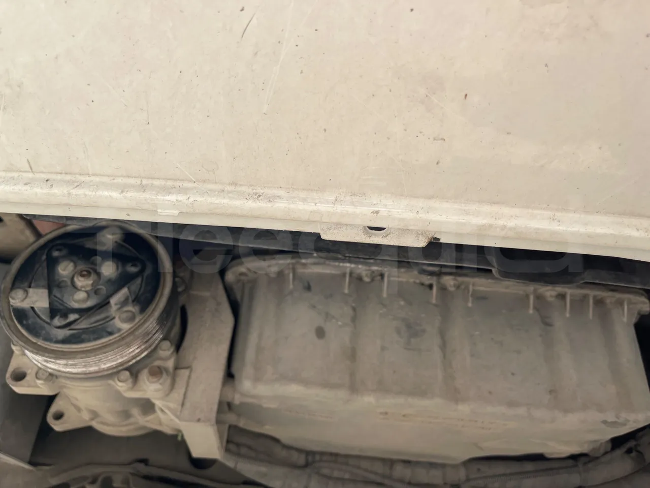 Mercedes-Benz Sprinter 518CDI/ Euro 6 - 120 Kw - 7,767Mt - engine without protection