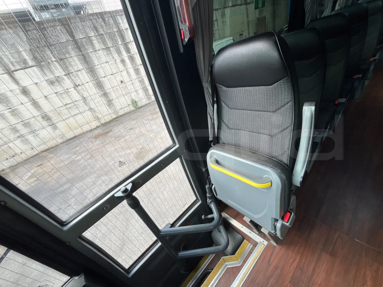 Mercedes-Benz Sprinter 518CDI/ Euro 6 - 120 Kw - 7,767Mt - hostess seat photo