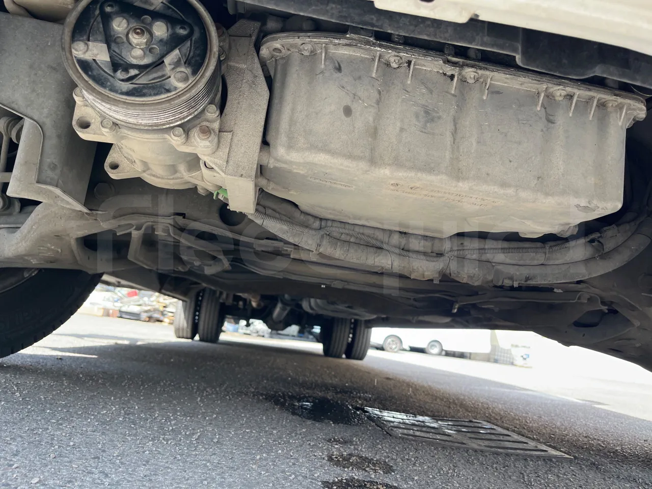 Mercedes-Benz Sprinter 518CDI/ Euro 6 - 120 Kw - 7,767Mt - front undercarriage from front