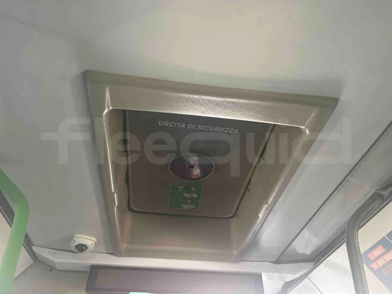 Iveco Citelis - roof hatch 2