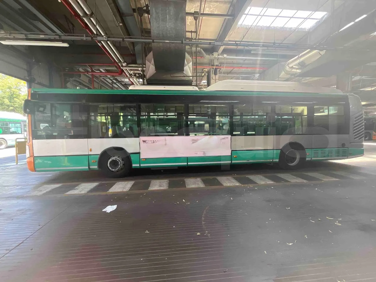Iveco Citelis - left side photo