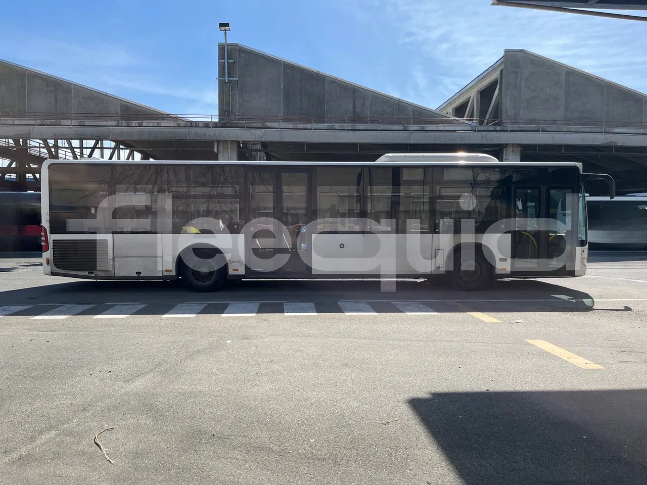 Mercedes-Benz Citaro O 530 - Euro3 - 205kW - 12mt - right side doors closed