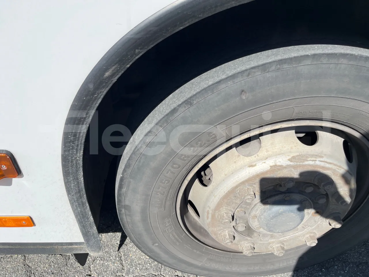 Mercedes-Benz Citaro O 530 - Euro3 - 205kW - 12mt - front left tire measurements