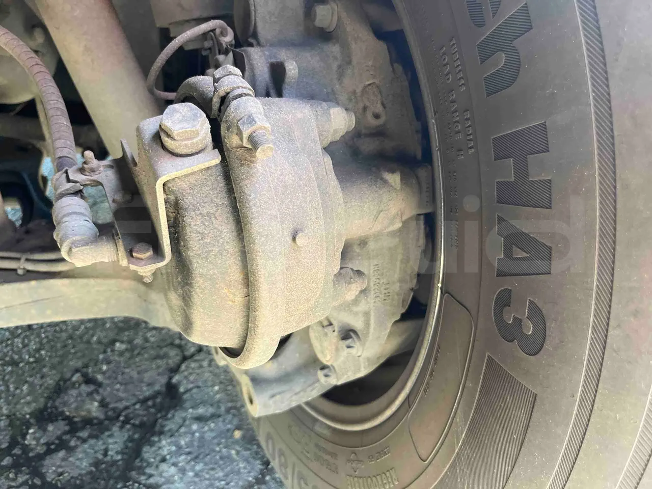 Iveco Magelys - First Axle Brake Calipers Left Side