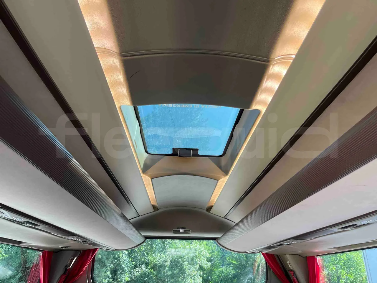Iveco Magelys - Roof Hatch 1