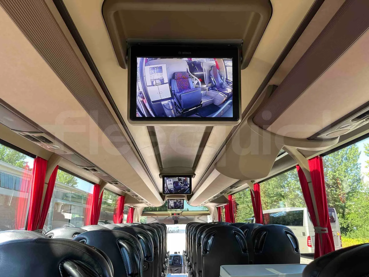 Iveco Magelys - Roof Hatch 2