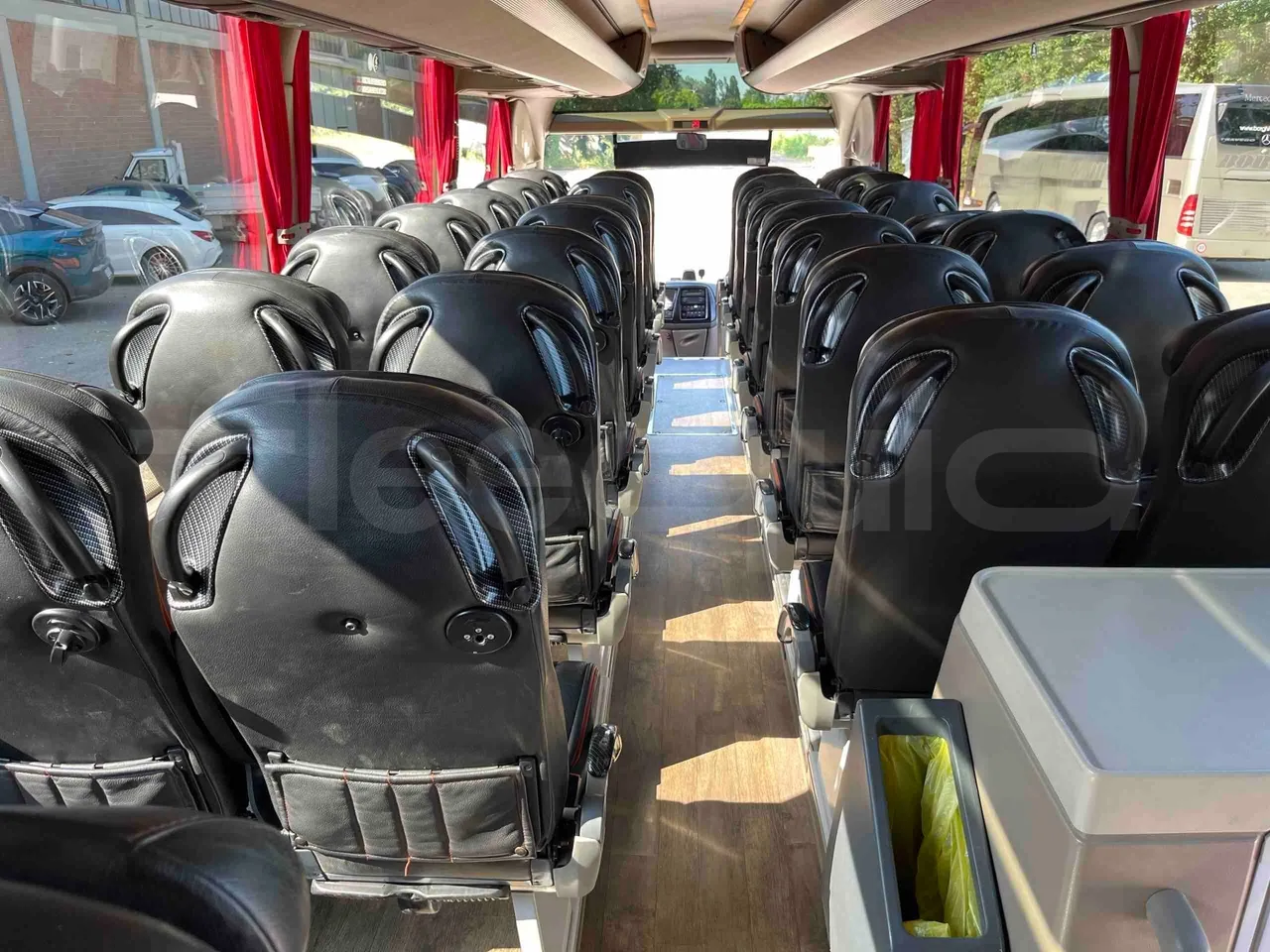 Iveco Magelys - Forward Seats From Middle Position