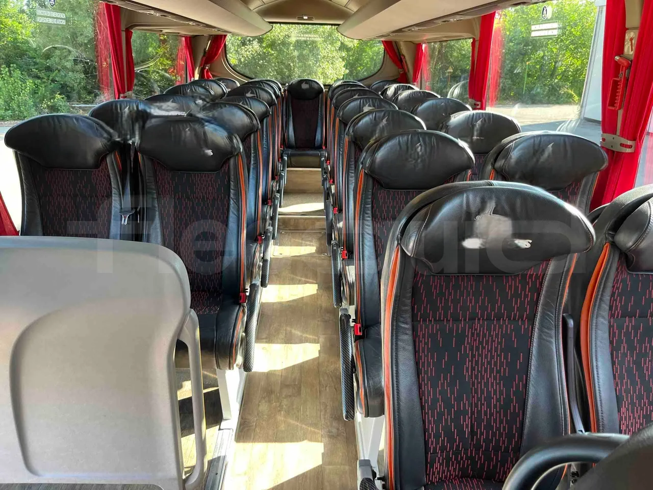 Iveco Magelys - Reverse Seats From Middle Position