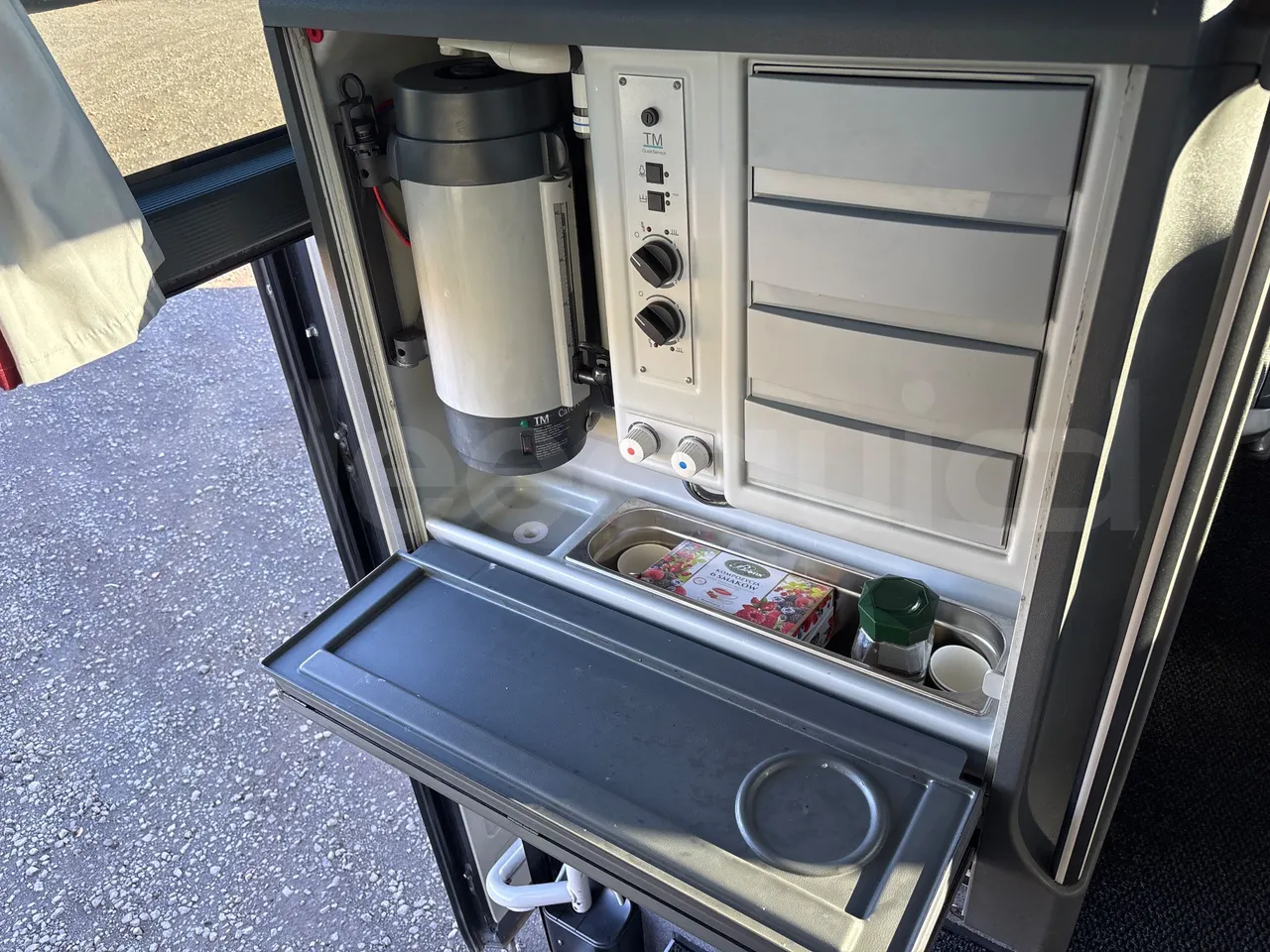 Setra S517 HD 41003 - EURO6 - 350kw - 14.165m - coffee machine accessories