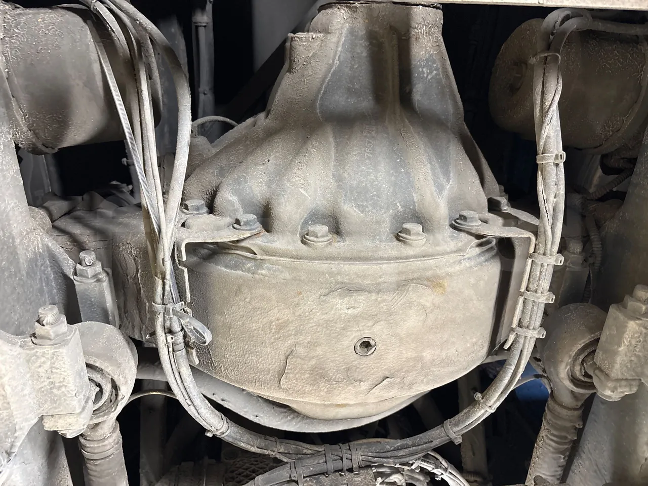 Setra S517 HD 41003 - EURO6 - 350kw - 14.165m - differential photo