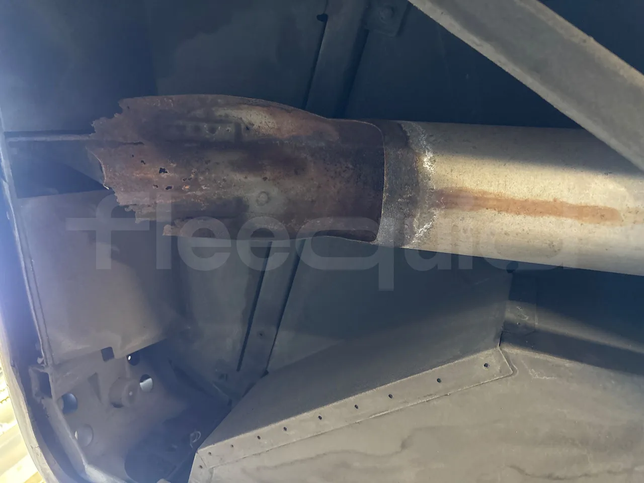 Setra S517 HD 41003 - EURO6 - 350kw - 14.165m - exhaust photo