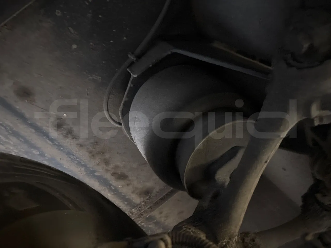 Setra S517 HD 41003 - EURO6 - 350kw - 14.165m - axle 3 air springs 1 right