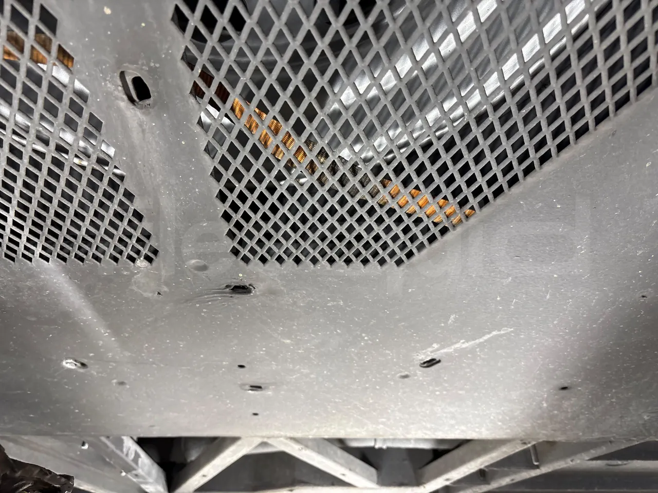 Setra S517 HD 41003 - EURO6 - 350kw - 14.165m - front undercarriage from front