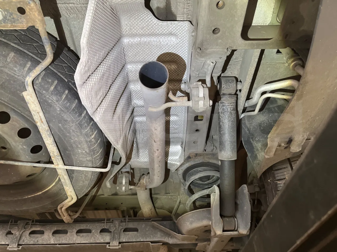 Opel Vivaro - B X83 - EUR6 - 92kW - 5.399m - exhaust photo