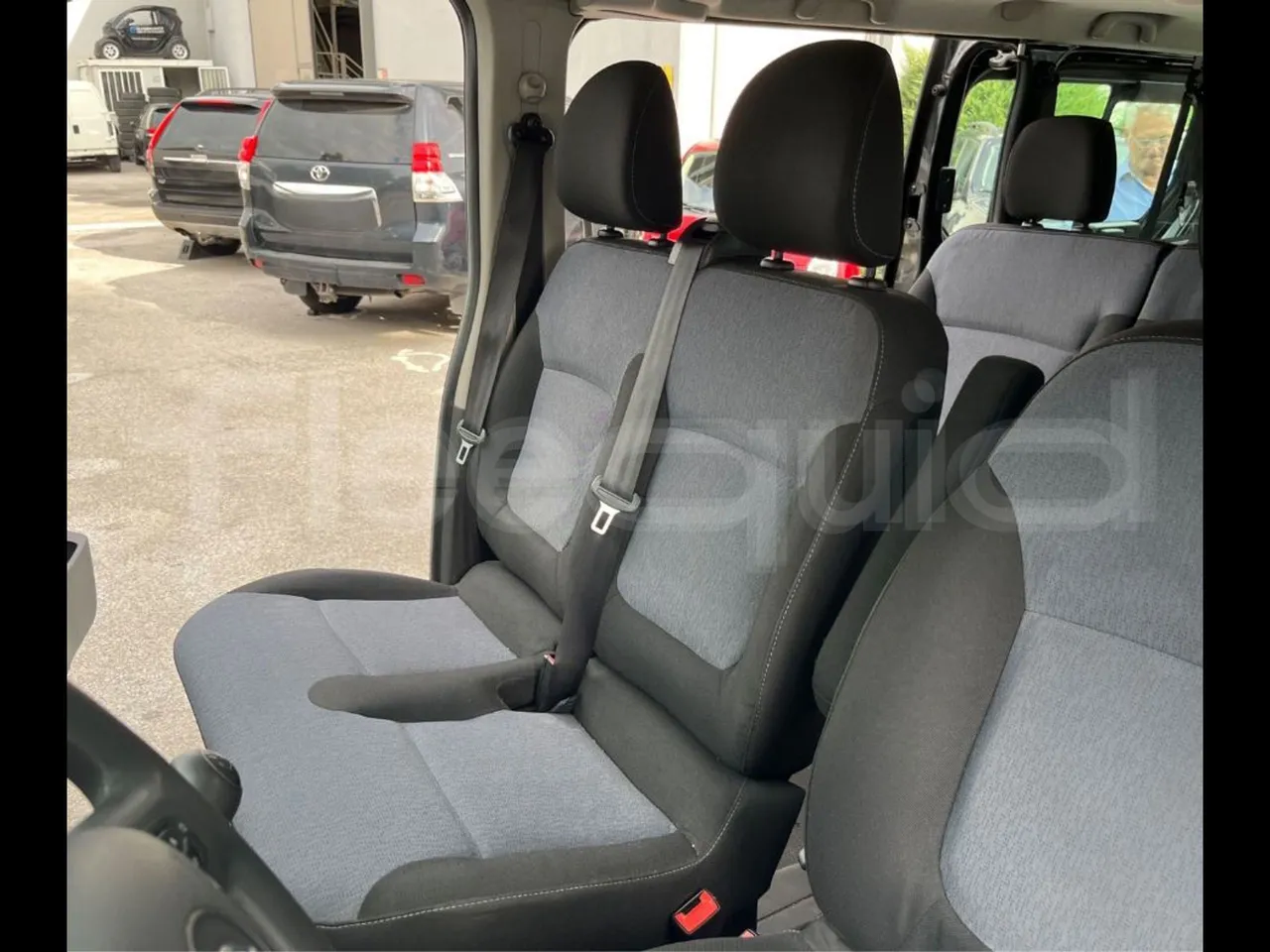 Opel Vivaro - B X83 - EUR6 - 92kW - 5.399m - hostess seat photo