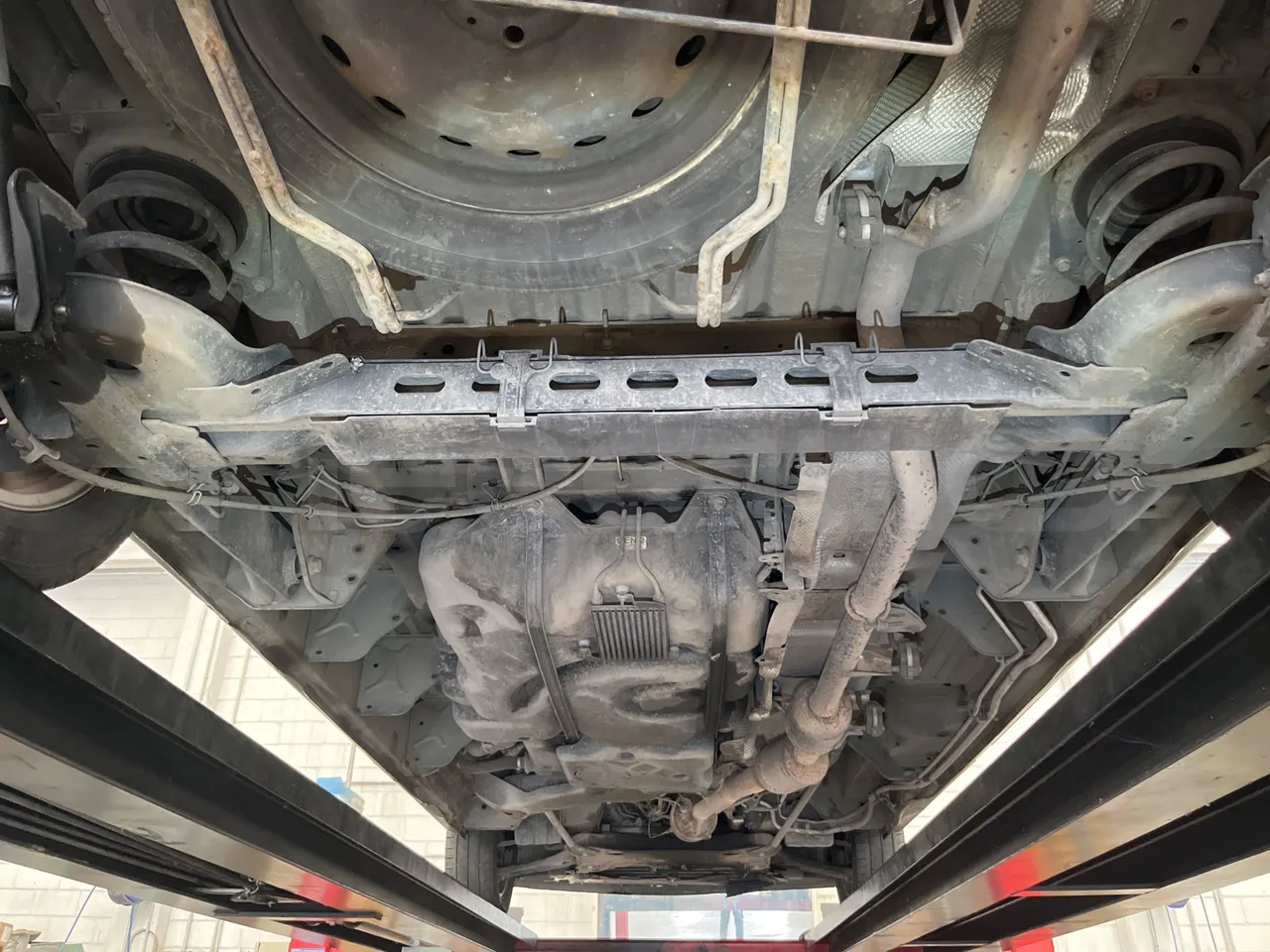 Opel Vivaro - B X83 - EUR6 - 92kW - 5.399m - axle 3 central