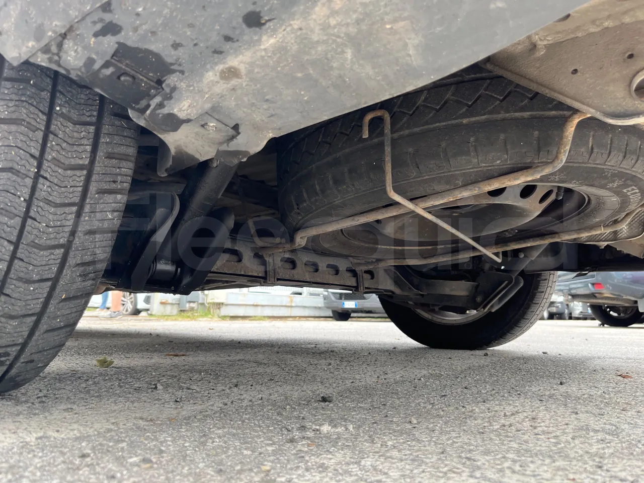 Opel Vivaro - B X83 - EUR6 - 92kW - 5.399m - spare wheel