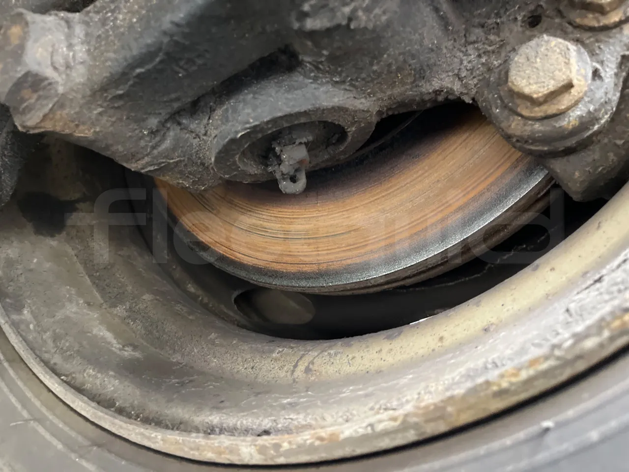 Mercedes-Benz Tourismo RHD - Euro5 - 300kW -  12.140mt - front discs left