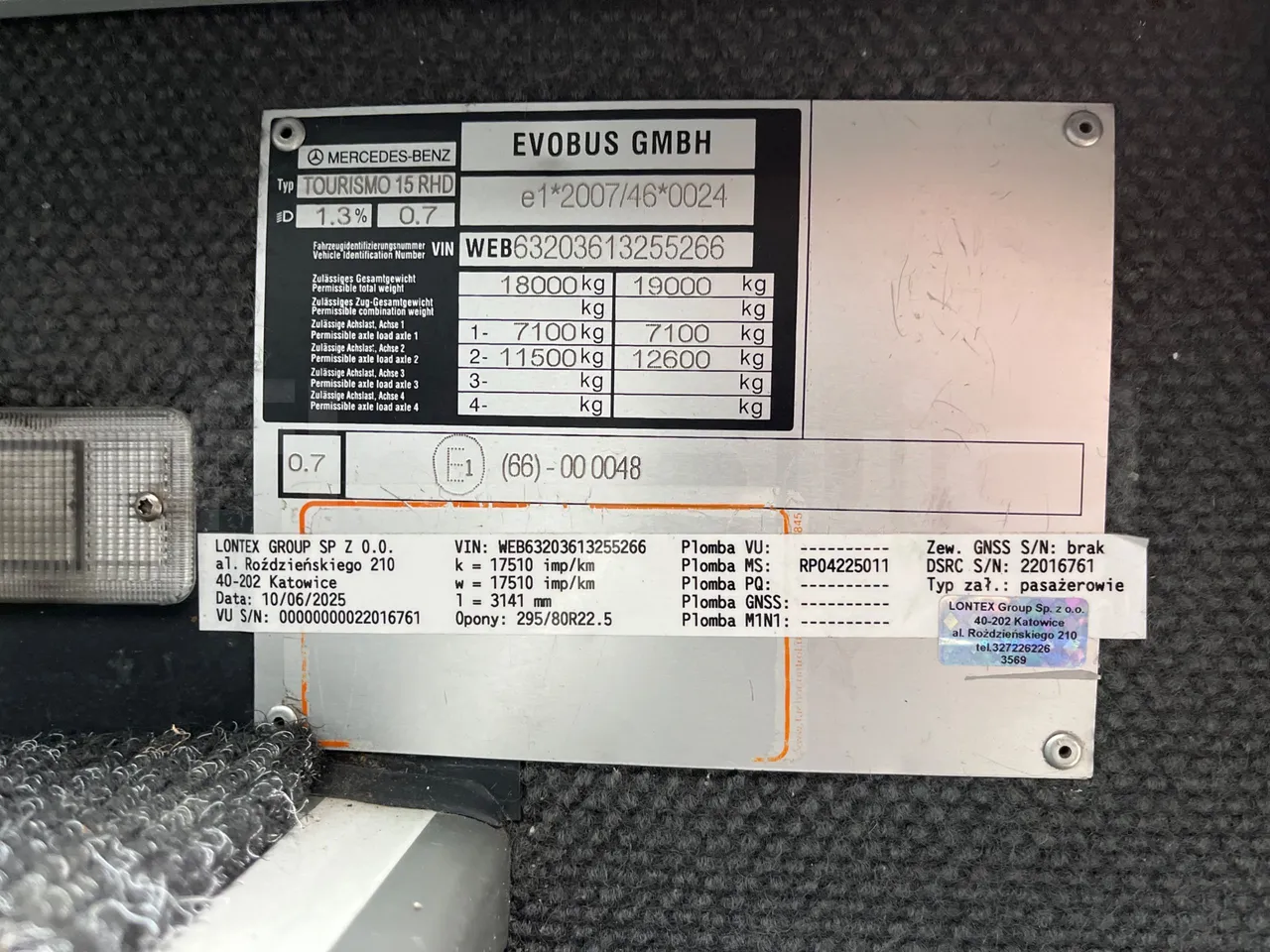 Mercedes-Benz Tourismo RHD - Euro5 - 300kW -  12.140mt - vehicle plate photo