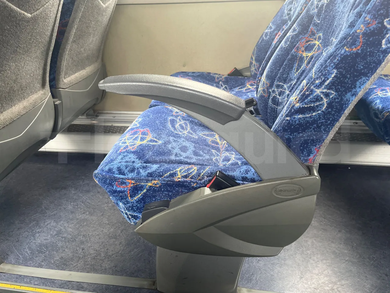 Irisbus Andecar VII 5 395EF4A - Euro4 -  220kW -10.200mt - single seat detail