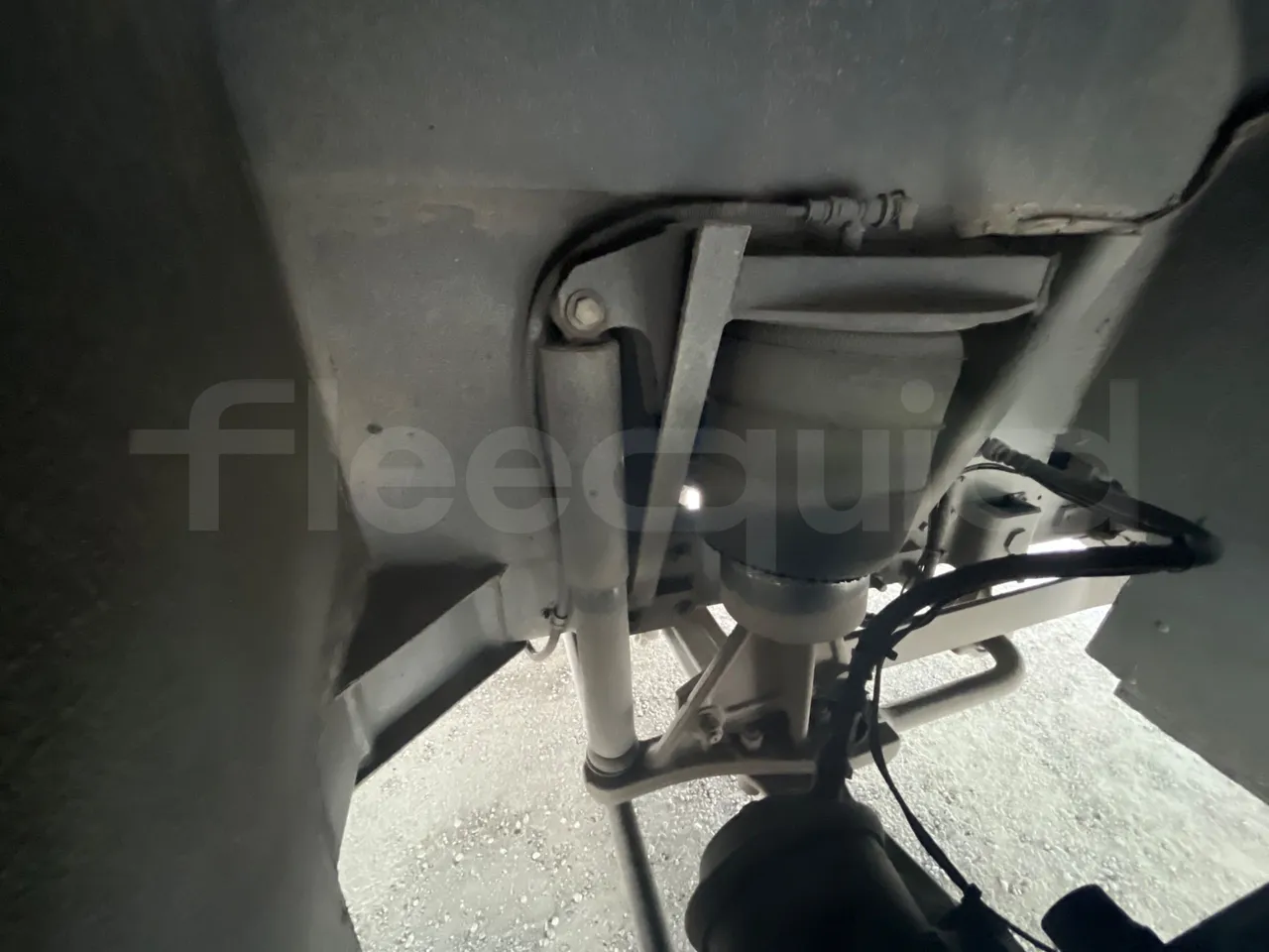 Irisbus Andecar VII 5 395EF4A - Euro4 -  220kW -10.200mt - front brake calipers right