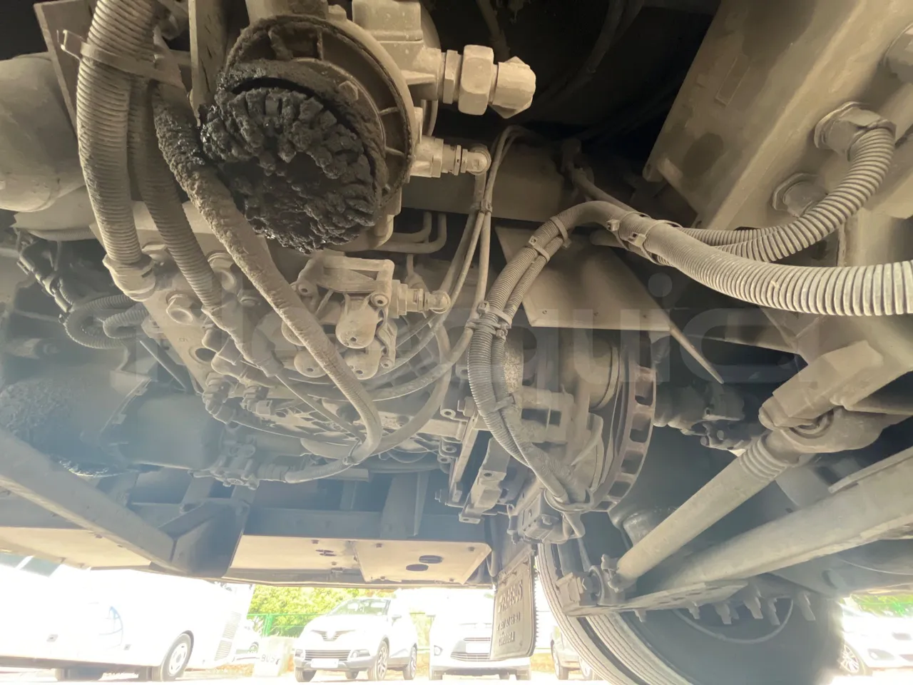 Irisbus Andecar VII 5 395EF4A - Euro4 -  220kW -10.200mt - axel 2 leaf spring right