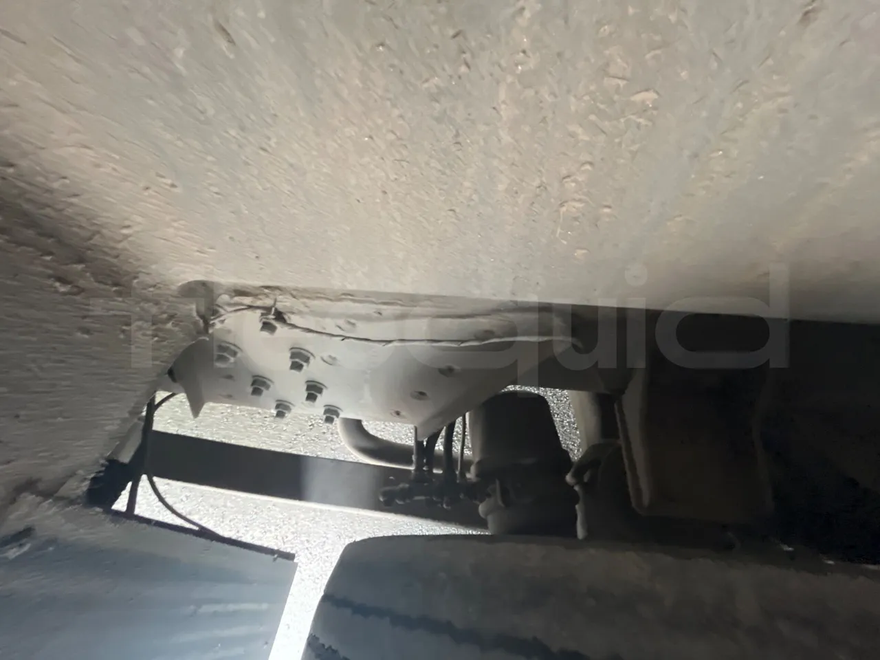 Irisbus Andecar VII 5 395EF4A - Euro4 -  220kW -10.200mt - axle 2 shock absorbers 1 right