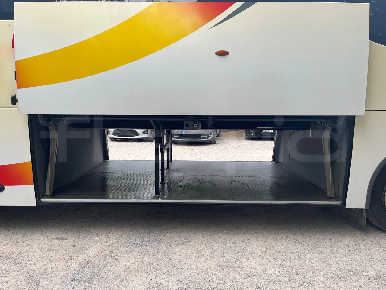 Irisbus Andecar VII 5 395EF4A - Euro4 -  220kW -10.200mt - under carpet photo